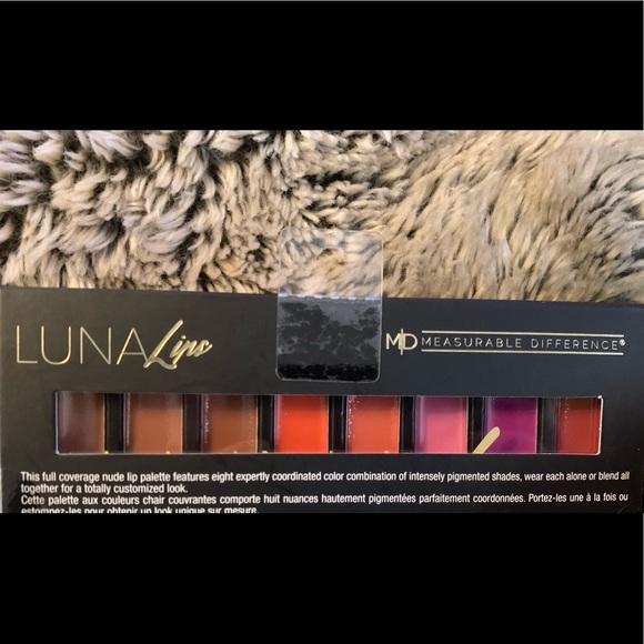 Sealed Measurable Difference LUNA LIPS tint kit - Picture 2 of 3